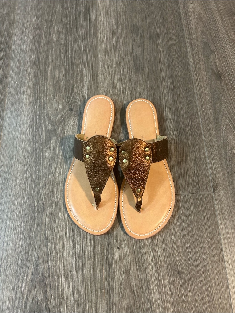 Southern Polished Women's Bronze Metallic Thong Sandals with Stud Accents